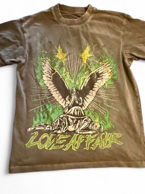 Love Affair Graphic Short Sleeve Tee - Olive Green